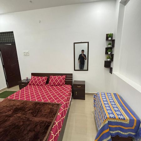 Srivastavas Home Allāhābād Junction المظهر الخارجي الصورة